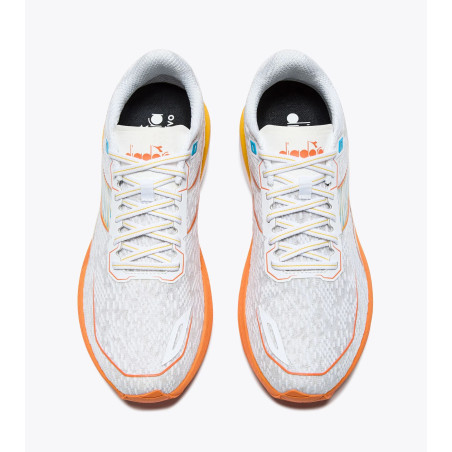 DIADORA - MYTHOS BLUSHIELD VOLO 5 (Homme) WHITE/NECTARINE/LEMON CHROME